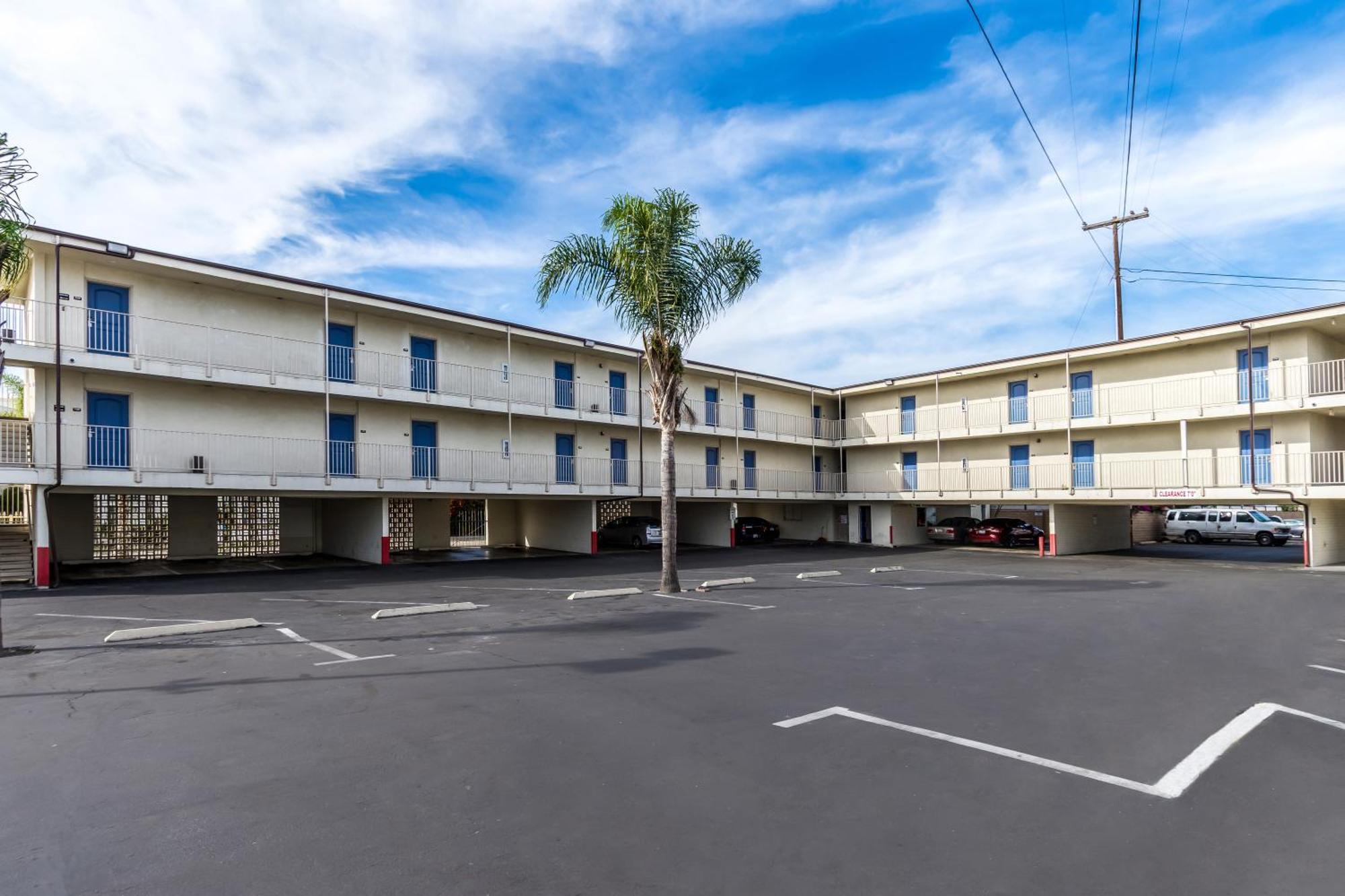 Pacific Inn Oceanside Bagian luar foto